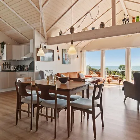 Dom wakacyjny Mariam - 100m From The Sea By Interhome Åkirkeby